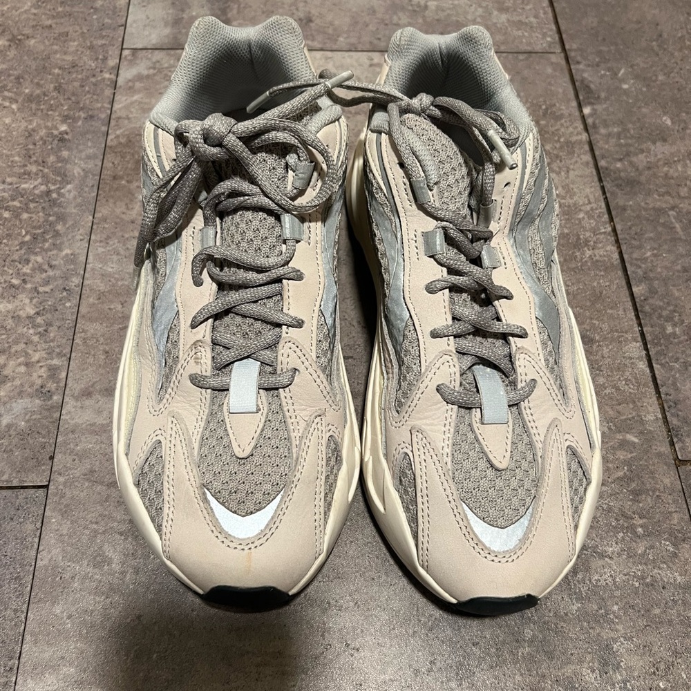 Yeezy Sneakers in Gray and Cream